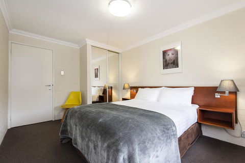 Subiaco Village 20 - New Castle Tourism 12