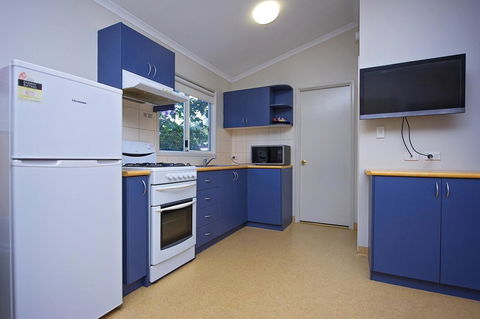 Discovery Parks - Woodman Point - Newcastle Accommodation 11