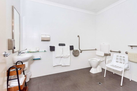 Quality Hotel Bayswater - Newcastle Accommodation 14