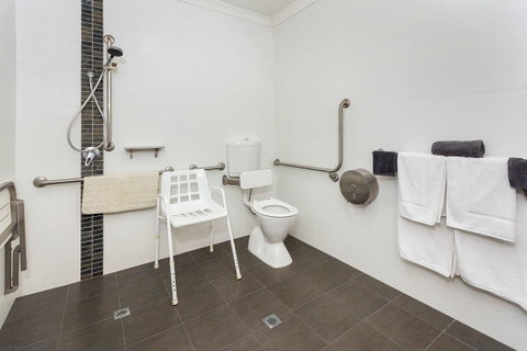 Quality Hotel Bayswater - Newcastle Accommodation 8
