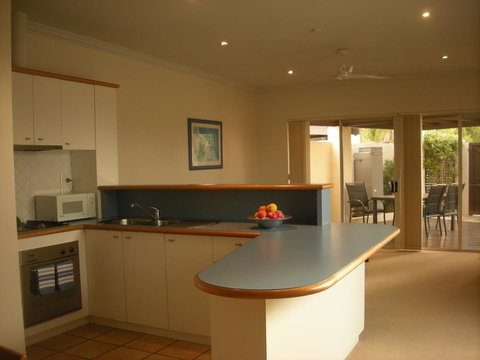 Dunes Scarborough Beach - Newcastle Accommodation 14