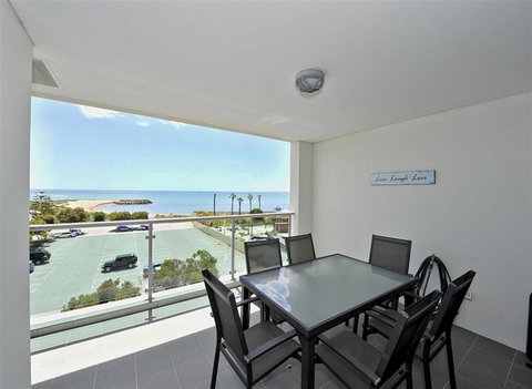 Nautica Residences Mandurah - New Castle Tourism 5