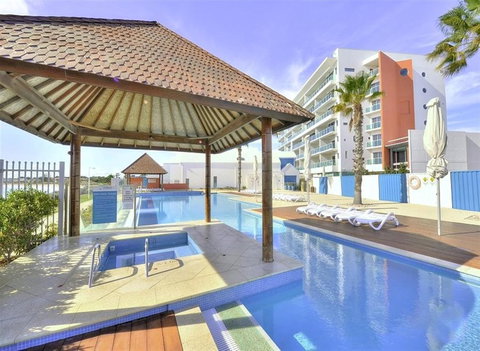 Nautica Residences Mandurah - New Castle Tourism 14