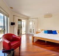 Cottesloe Contemporary Villa - Newcastle Accommodation