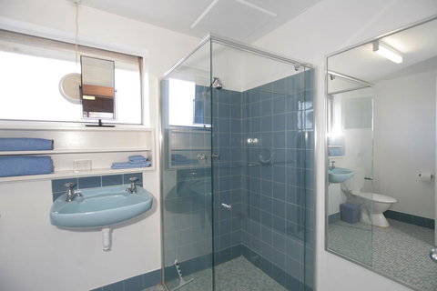 Summer Breeze - Holiday Or Business Apartment - Newcastle Accommodation 7