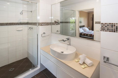 Bayshore Beachside Resort - Newcastle Accommodation 16