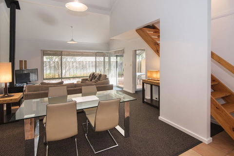 Bayshore Beachside Resort - Newcastle Accommodation 4