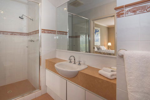 Bayshore Beachside Resort - Newcastle Accommodation 34