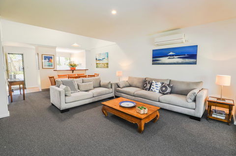 Bayshore Beachside Resort - Newcastle Accommodation 41