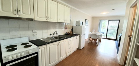 West Beach Lagoon 202 - Quiet & Ground Floor! - Newcastle Accommodation 6