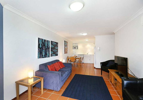 Beachfront @ Scarbs - Newcastle Accommodation 6