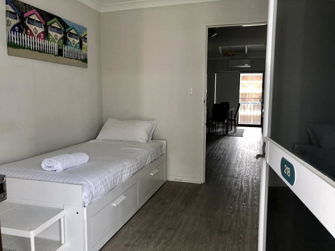 West Beach Lagoon 218 - Outstanding Value! - Newcastle Accommodation 5