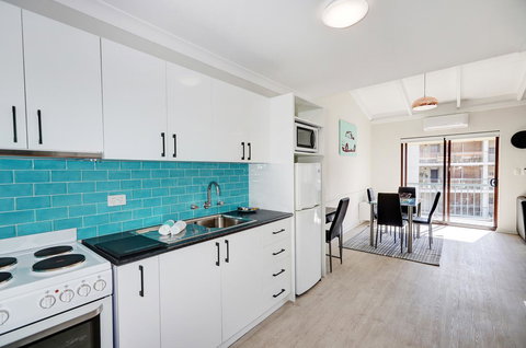 West Beach Lagoon 218 - Outstanding Value! - Newcastle Accommodation 7
