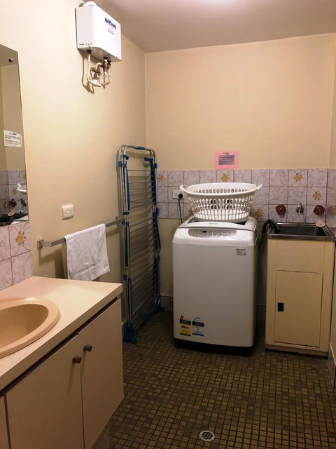 West Beach Lagoon 208 â€“ Great Value! - Newcastle Accommodation 13