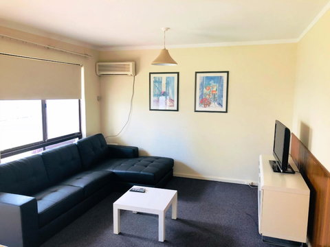 West Beach Lagoon 208 â€“ Great Value! - Newcastle Accommodation 10