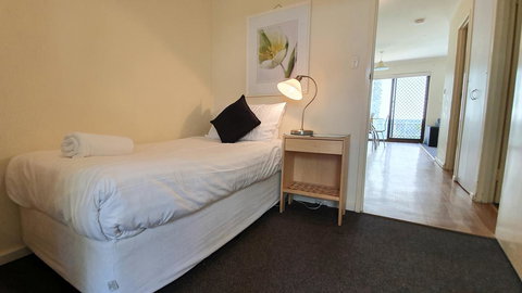 West Beach Lagoon 208 â€“ Great Value! - Newcastle Accommodation 7