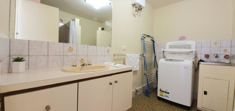 West Beach Lagoon 208 â€“ Great Value! - Newcastle Accommodation 8