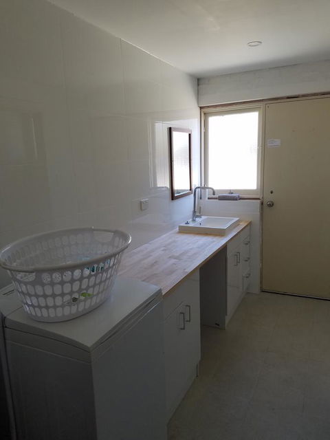 Kalbarri Seaview Villas - New Castle Tourism 1
