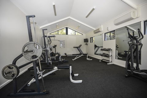 Leeuwin Apartments - New Castle Tourism 2