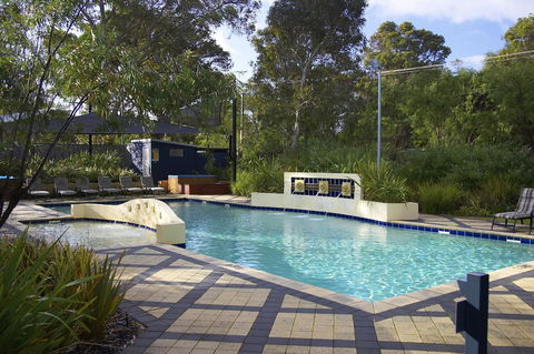 Leeuwin Apartments - New Castle Tourism 6