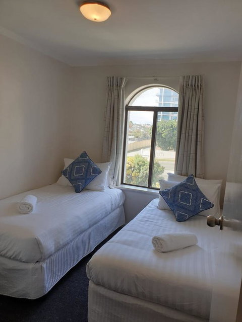 West Beach Lagoon 107 - Great Value - Newcastle Accommodation 2
