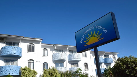 West Beach Lagoon 107 - Great Value - Newcastle Accommodation 16
