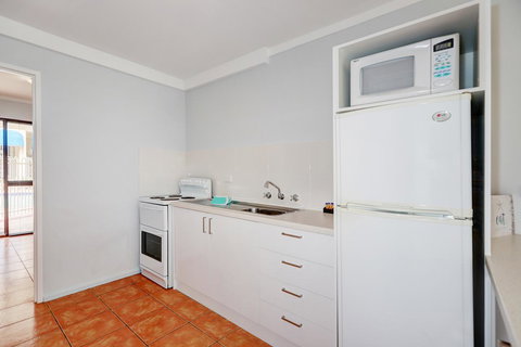 West Beach Lagoon 204 â€“ Ground Floor - Newcastle Accommodation 7