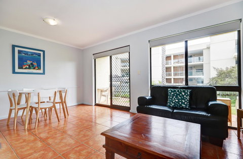 West Beach Lagoon 204 â€“ Ground Floor - Newcastle Accommodation 10