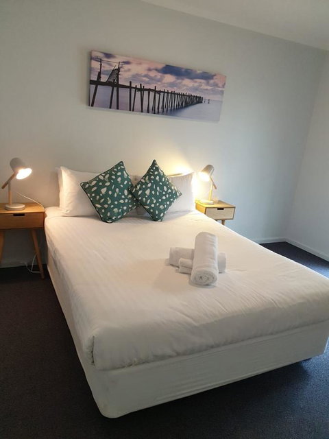 West Beach Lagoon 204 â€“ Ground Floor - Newcastle Accommodation 5
