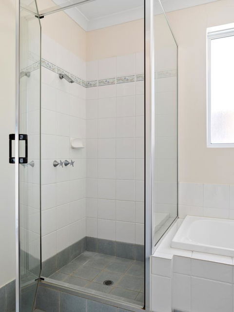 Cooper Street - Newcastle Accommodation 21