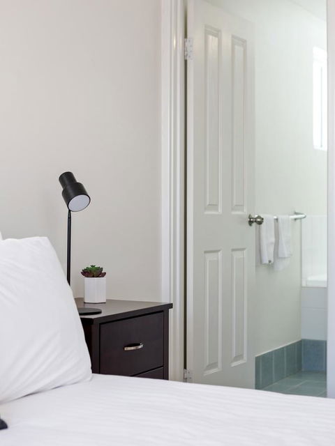 Cooper Street - Newcastle Accommodation 10