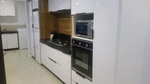 Mandurah Beach Front Apartment - Newcastle Accommodation 12
