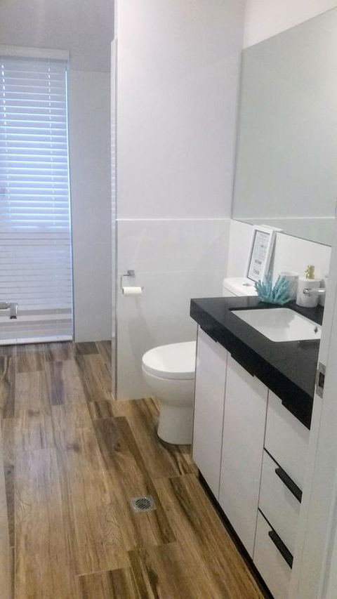 Mandurah Beach Front Apartment - Newcastle Accommodation 21