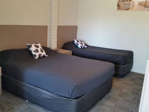 Mandurah Foreshore Motel - New Castle Tourism 7