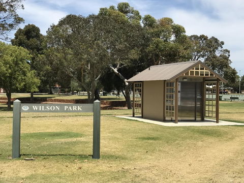 Gerring Court With Free 1 Car Bay Parking - Newcastle Accommodation 22