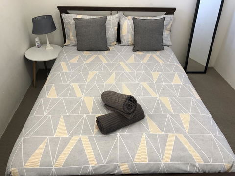 Gerring Court With Free 1 Car Bay Parking - Newcastle Accommodation 4