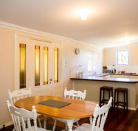 Yvonnes Rest Holiday Home - New Castle Tourism