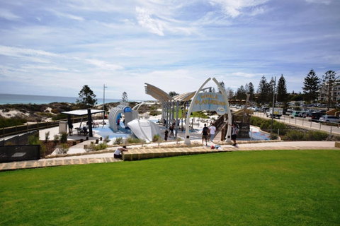 West Beach Lagoon 211 â€“ Great Views - Newcastle Accommodation 31