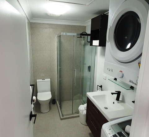 West Beach Lagoon 211 â€“ Great Views - Newcastle Accommodation 14