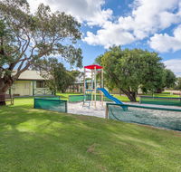 Surfside Ocean Beach Denmark Holiday Accommodation - New Castle Tourism