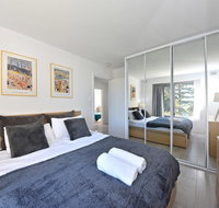 Cottesloe apartment close to beach - Newcastle Accommodation