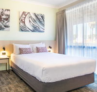 Nightcap at Wanneroo Tavern - Newcastle Accommodation