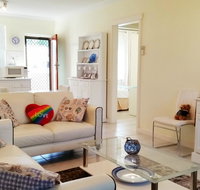 Island View Villas - Newcastle Accommodation