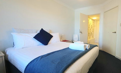 Sandcastles At The Beach Outstanding Location! - Newcastle Accommodation 6