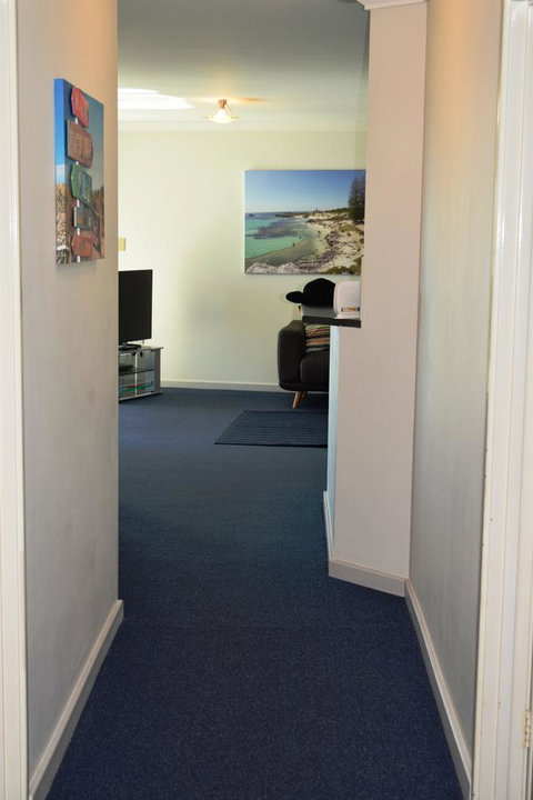 Sandcastles At The Beach Outstanding Location! - Newcastle Accommodation 11
