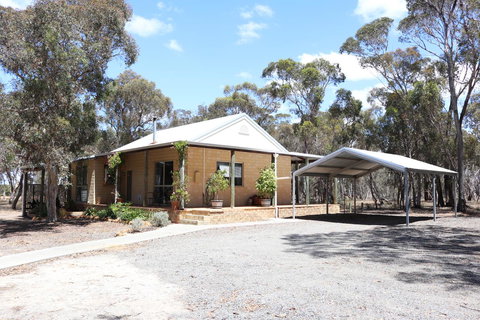 Kendenup Cottages And Lodge - Newcastle Accommodation 23