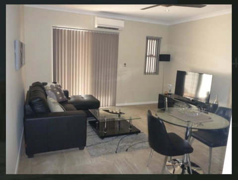 Latitude20 Searipple Rd - Newcastle Accommodation 15