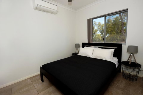 Latitude20 Searipple Rd - Newcastle Accommodation 4