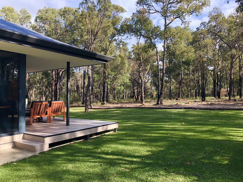 Amaroo Retreat & Spa - Newcastle Accommodation 2
