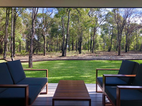 Amaroo Retreat & Spa - Newcastle Accommodation 1
